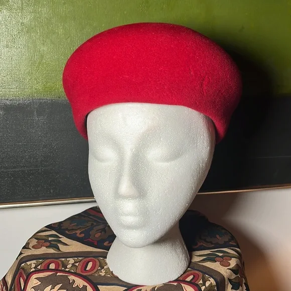Vintage red felt hat - Picture 1 of 6